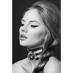 Gargantilla fetiche negra