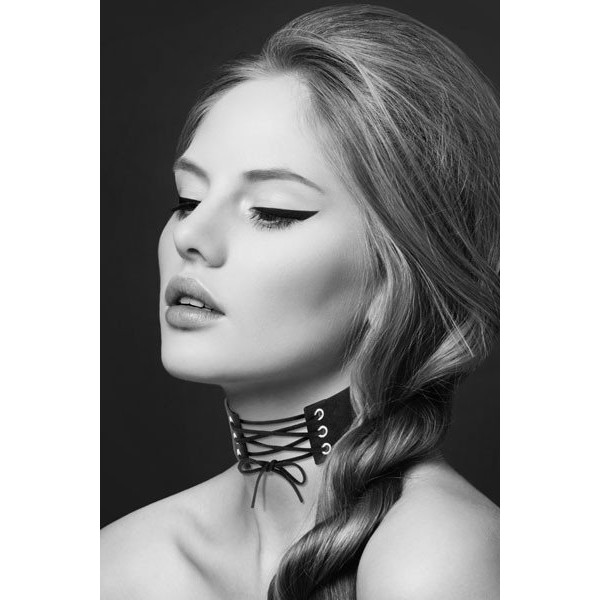 Black lace neck shave